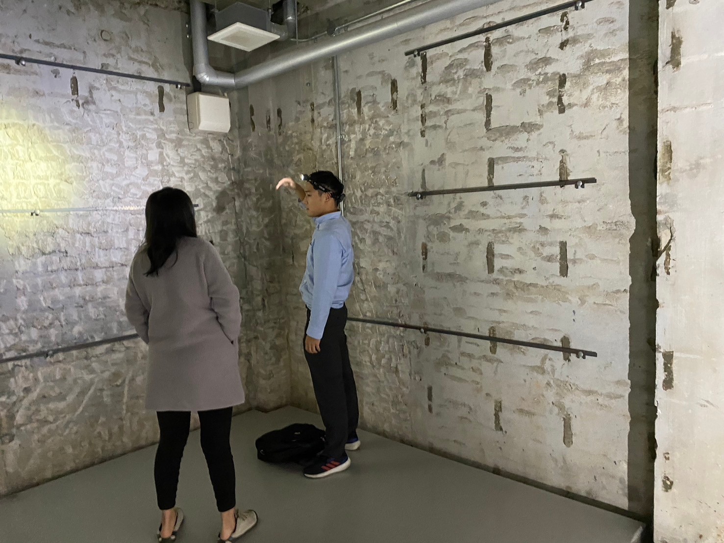 Leakage confirmation in basement