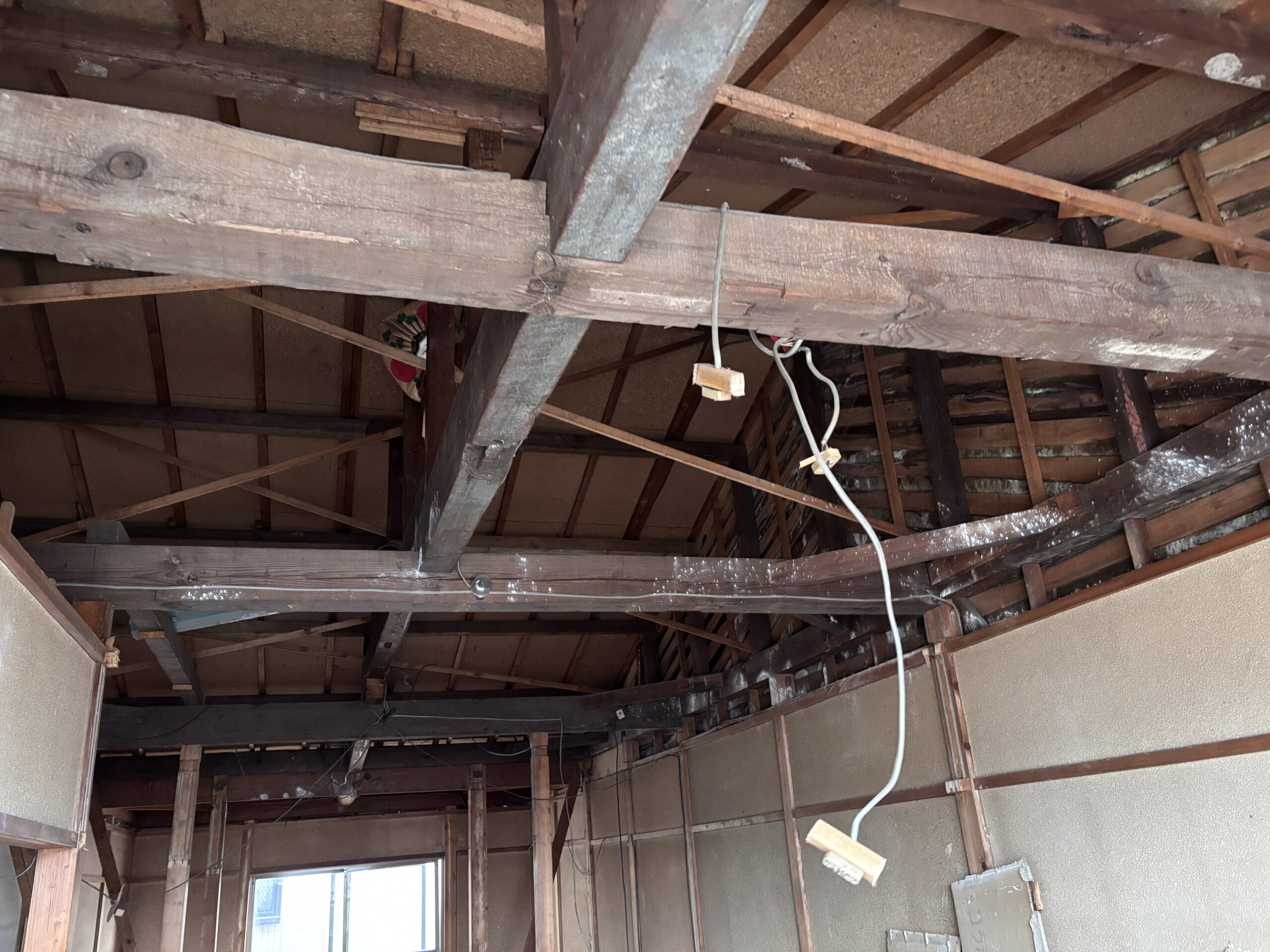 Ancient beam discovered behind the ceiling